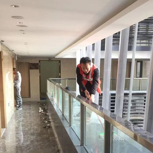 深圳石材清洗打蜡全攻略 让地面焕然一新的专业服务